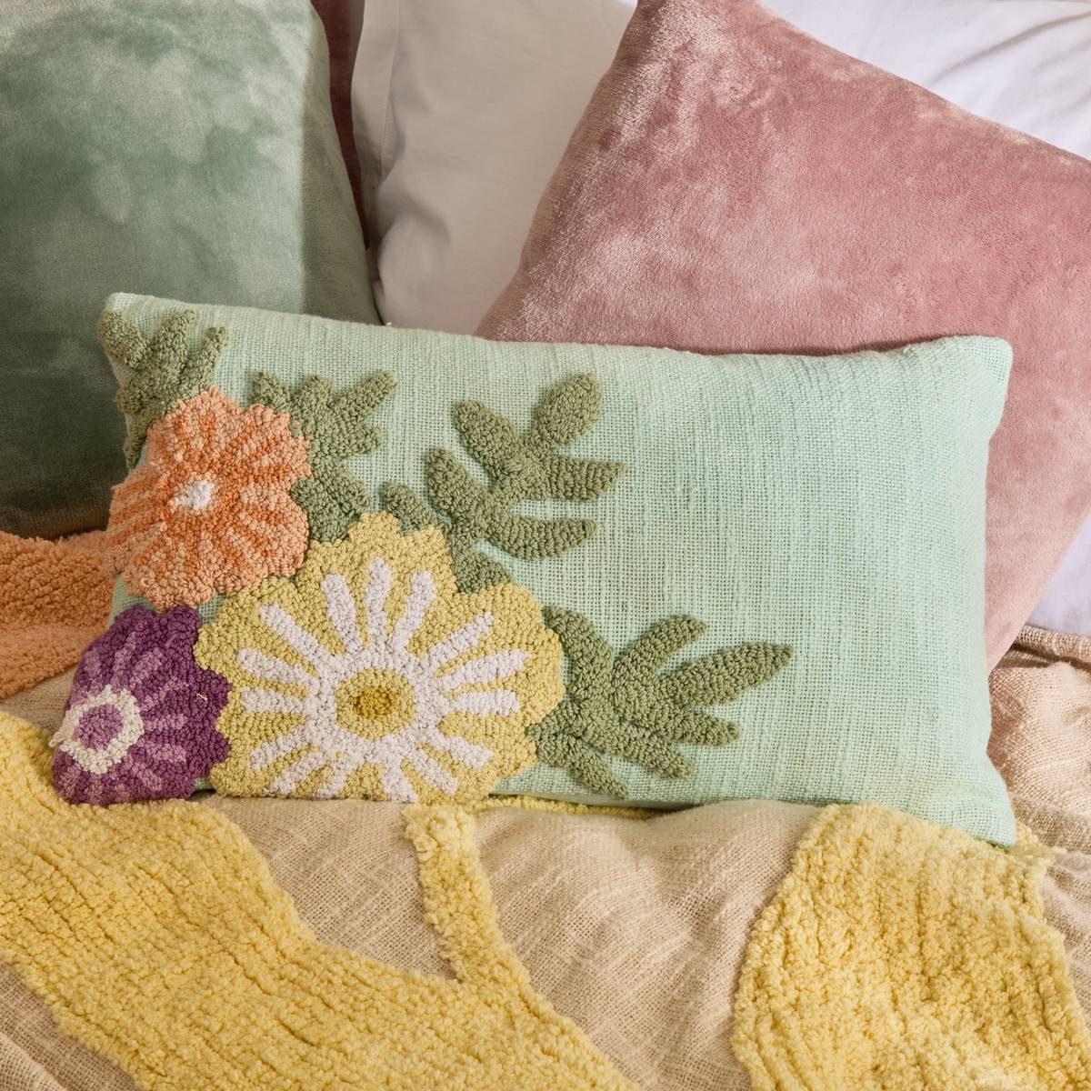 Coussin Fleurs sauvages 30x50cm vert