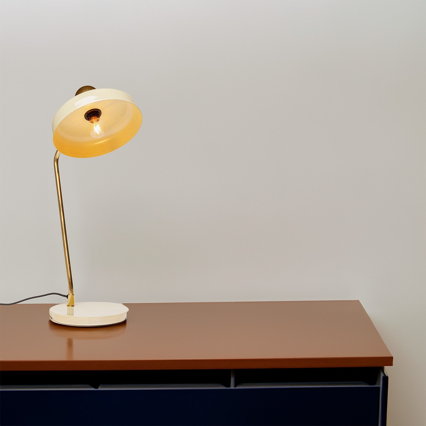 Lampe Demi verte Kare Design