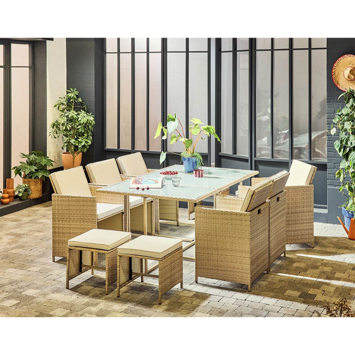 Fira - salon de jardin encastrable en résine tressée beige - 10 places - coussins beige + housse de protection - Beige