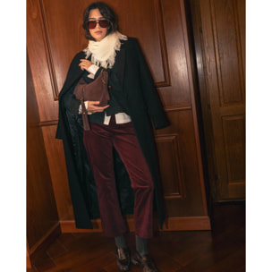 Pantalón terciopelo efecto piel de melocotón burdeos