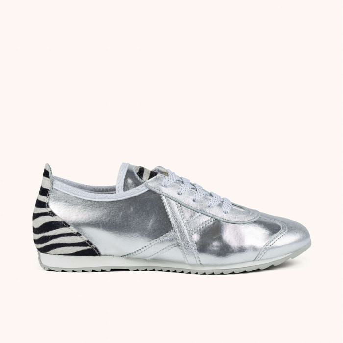 Zapatilla Retro Metalizada Plata y Zebra MUNICH OSAKA 590