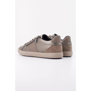 Sneakers de  Mujer de la marca GEOX  modelo D366HE 06P22 D BLOMIEE BRONCE
