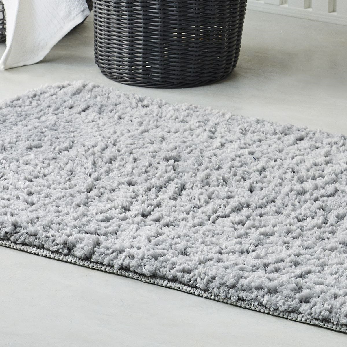 Tapis de bain tufté uni ESSENTIAL gris