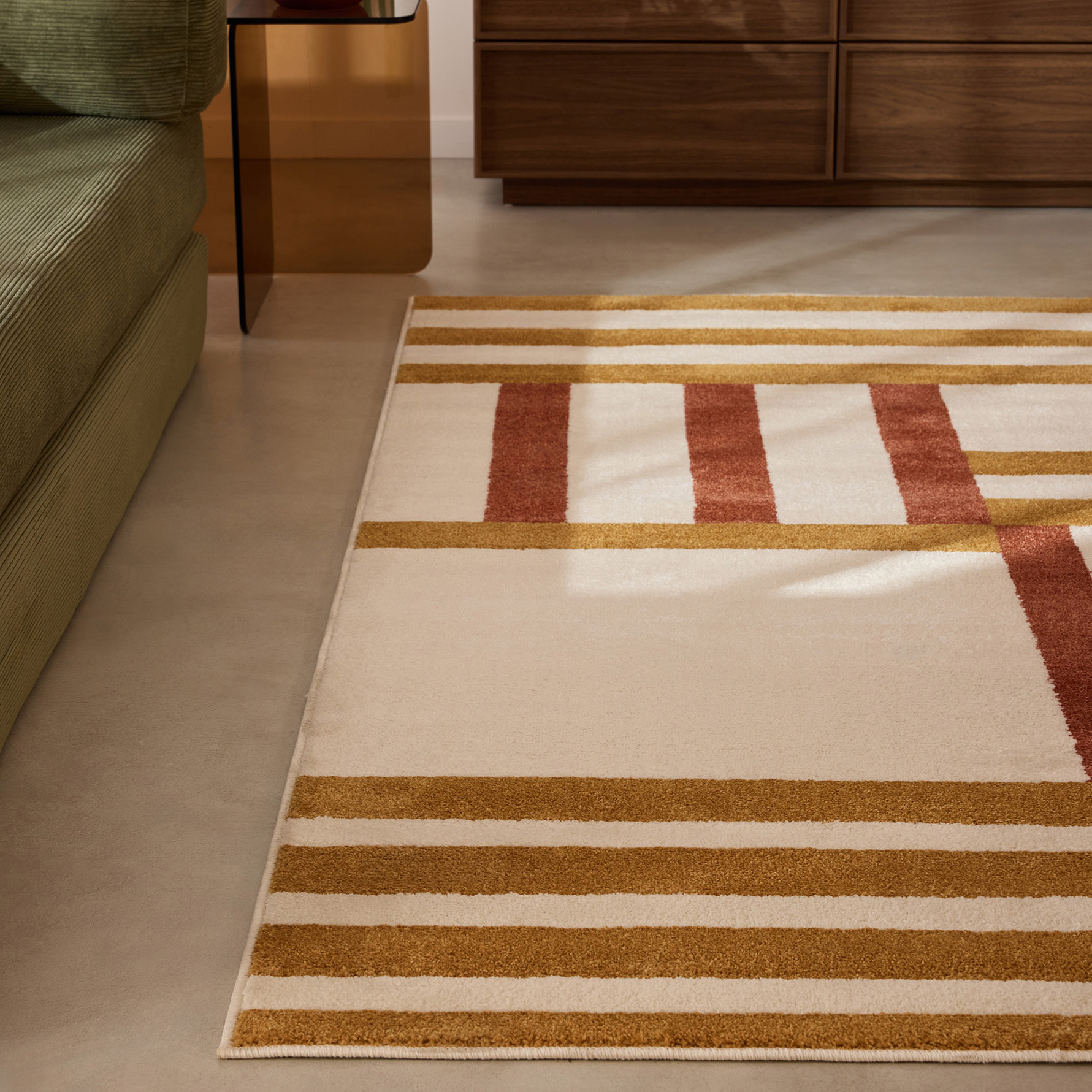 SANTAL - Tapis de salon ocre à motif géométrique