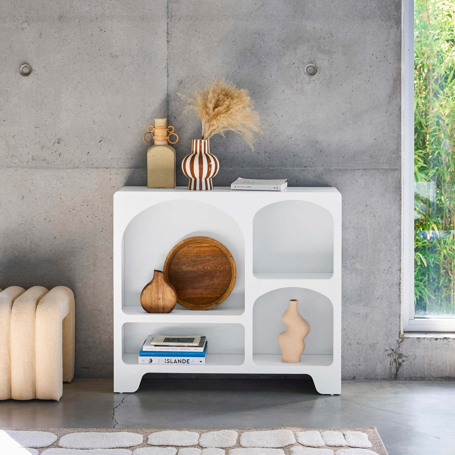 Buffet organique plusieurs niches 4 compartiments. buffet bas. effet bois blanc 90cm