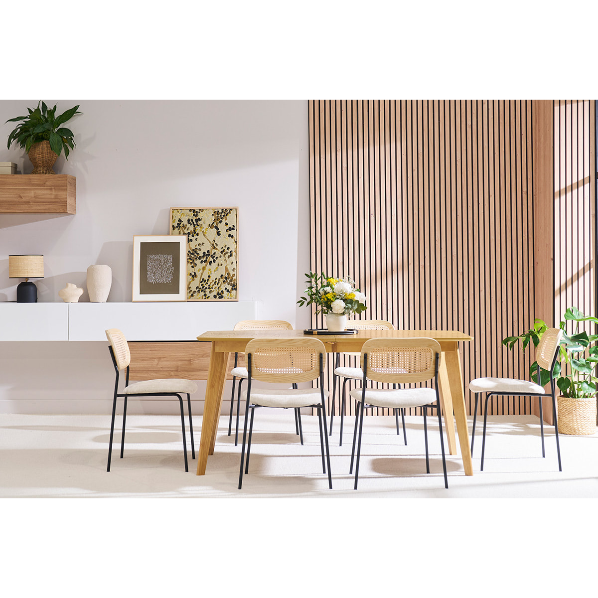 Chaises design en tissu effet velours texturé beige, métal chromé et cannage rotin (lot de 2) MIRANDA