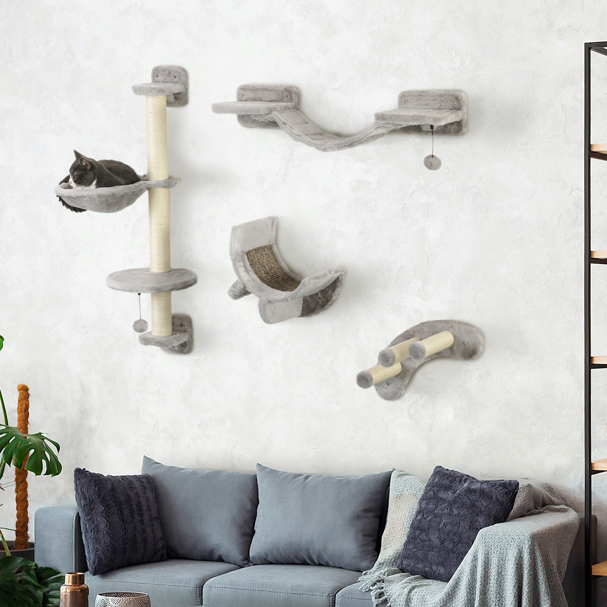 Mur d'escalade pour chat avec hamac passerelle planche à gratter et balles peluche sisal gris