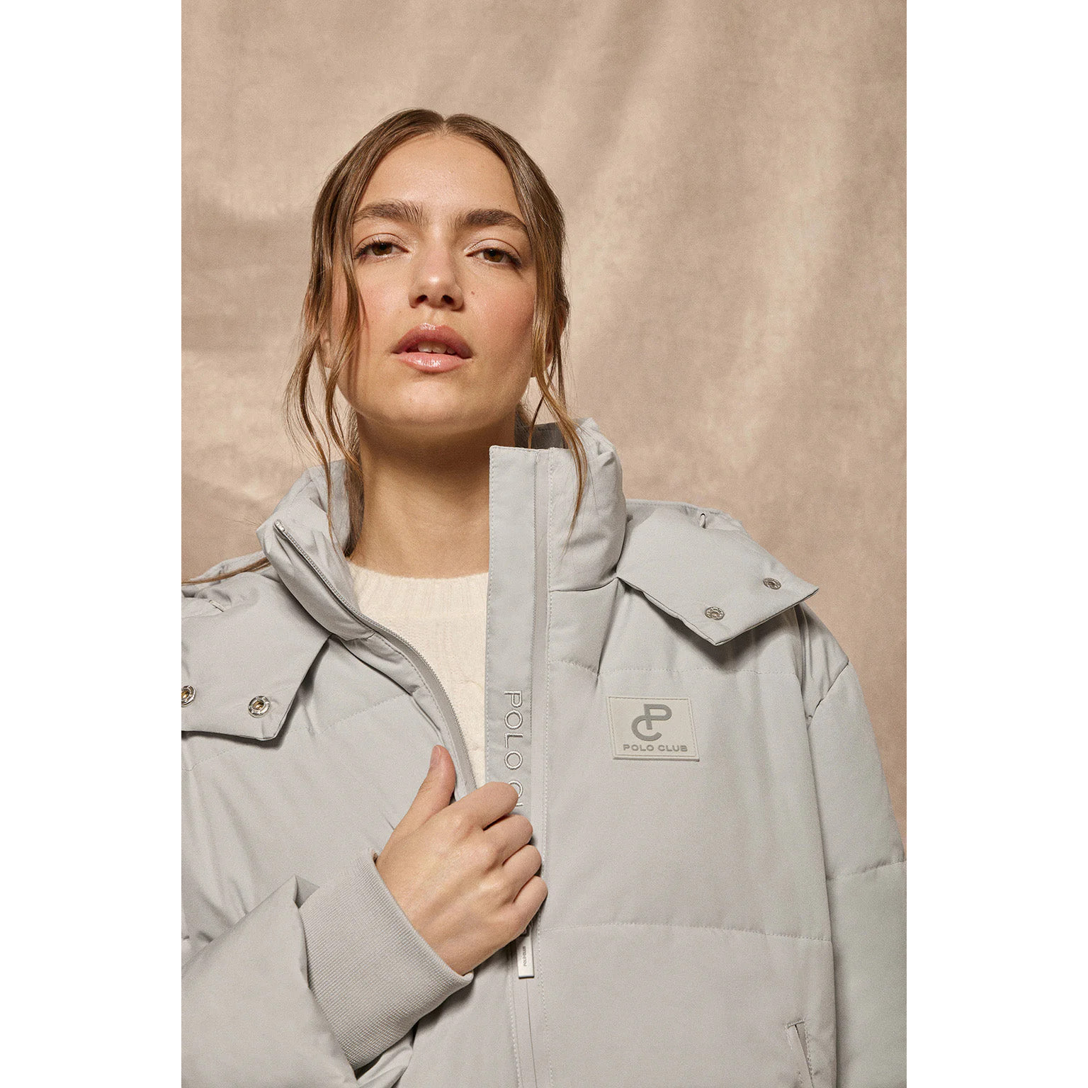 Chaqueta corta Artic gris de capucha fija y detalles Polo Club