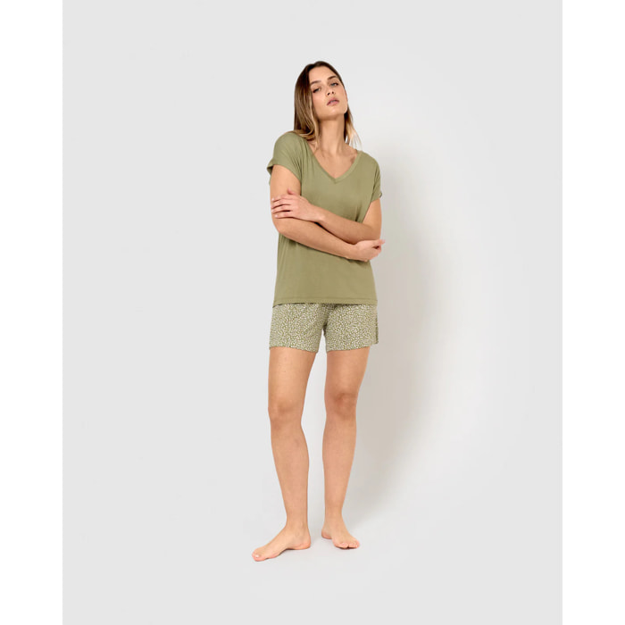 Pijama corto viscosa veleta verde cacería