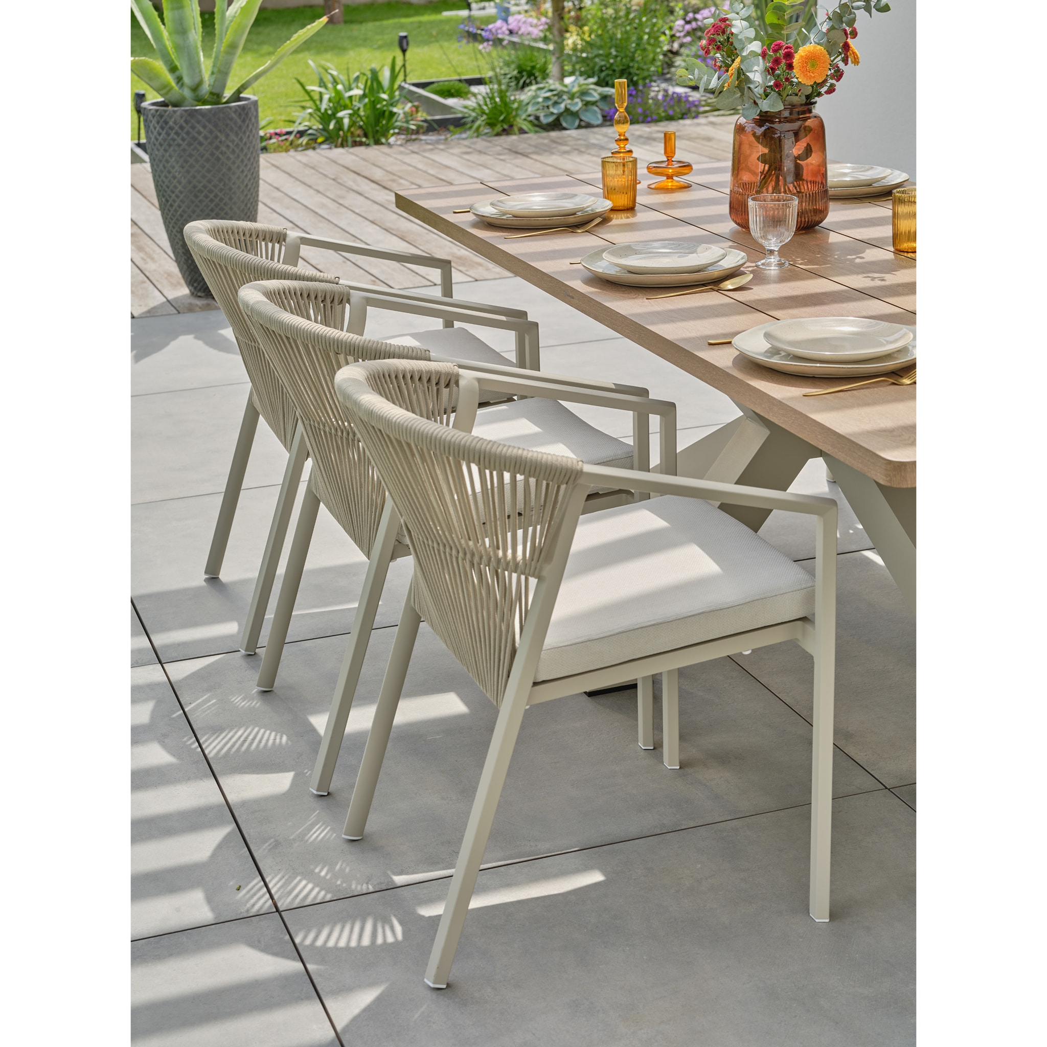 KELIA - Ensemble repas de jardin 6 places - Grège