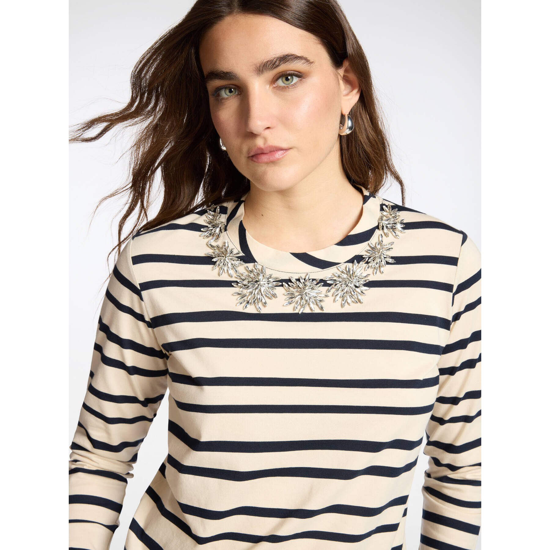 Elena Mirò - T-shirt rigata con ricamo floreale - Beige