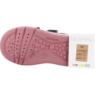 Zapatos Niña de la marca GEOX  modelo B BIGLIA GIRL C GRIS