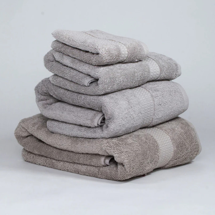 Toalla de baño 700gr gris perla