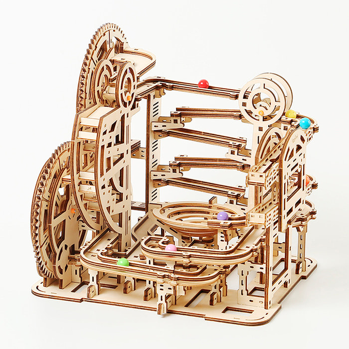 Maqueta de Madera 3D, diseño de Laberinto para canicas con movimiento mecánico. 369 piezas.
