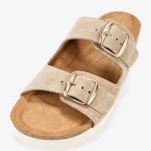 Sandalias de piel arena con hebillas