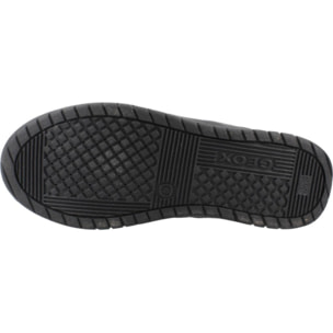 Zapatillas Niño de la marca GEOX  modelo J PERTH BOY NEGRO