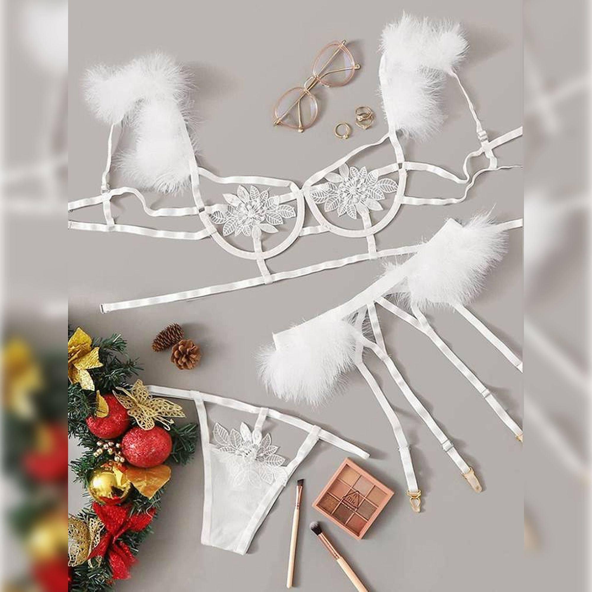 Conjunto lencero con plumas y aros blanco