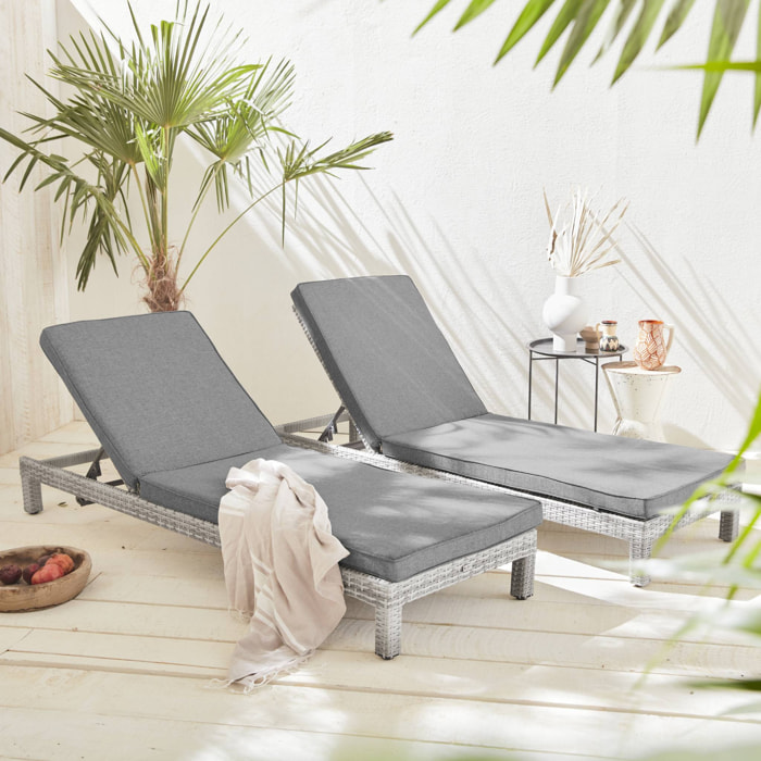 Set de 2 bains de soleil en résine tressée (transat) - Pisa x2 - nuances de gris. Coussins gris chiné