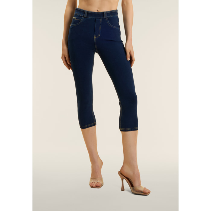 Pantaloni capri effetto denim con 5 tasche