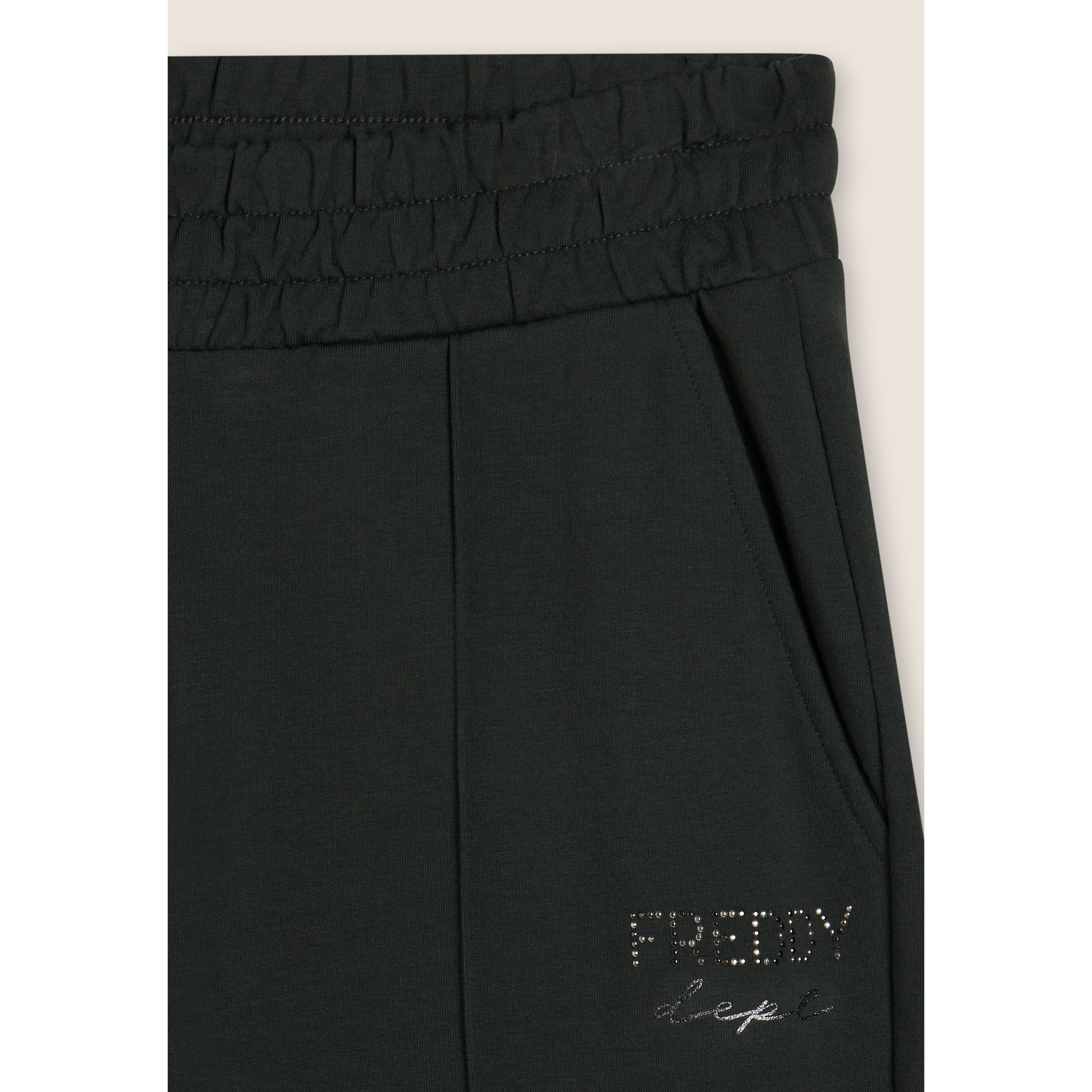 Pantaloni wide leg con cucitura centrale decorativa
