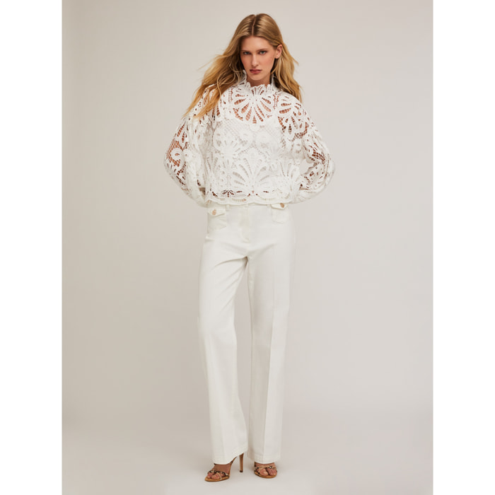 Motivi - Pantalón campana con bolsillos - Blanco