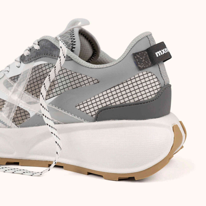 Sneakers de diseño deportivo y alma urbana Blanco y Gris MUNICH TRAINNER 05