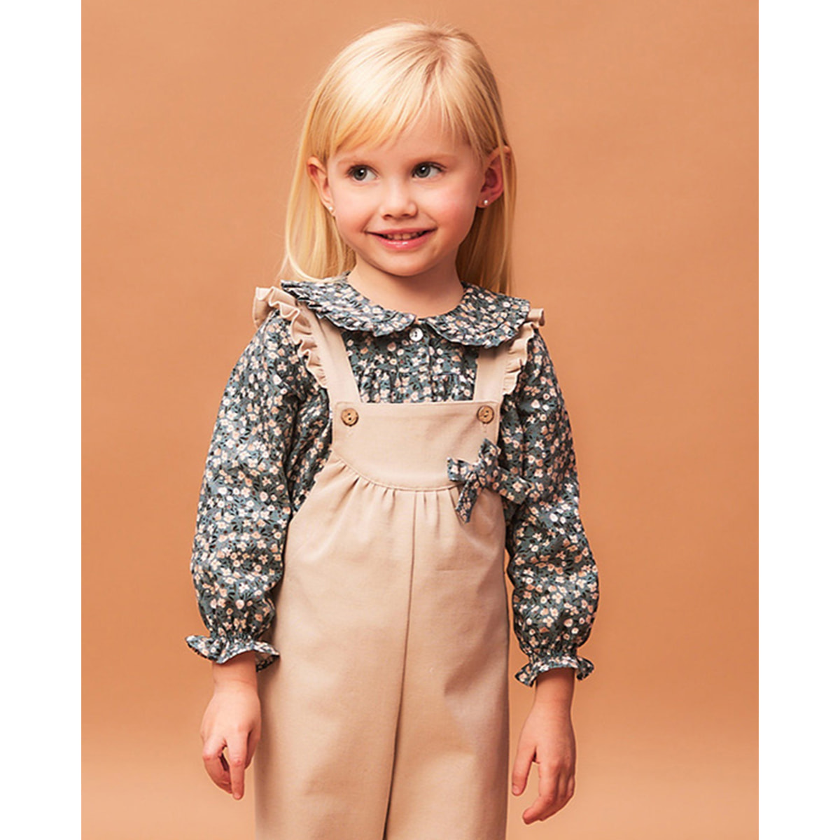 BLUSA ABOTONADA FLORES AZUL