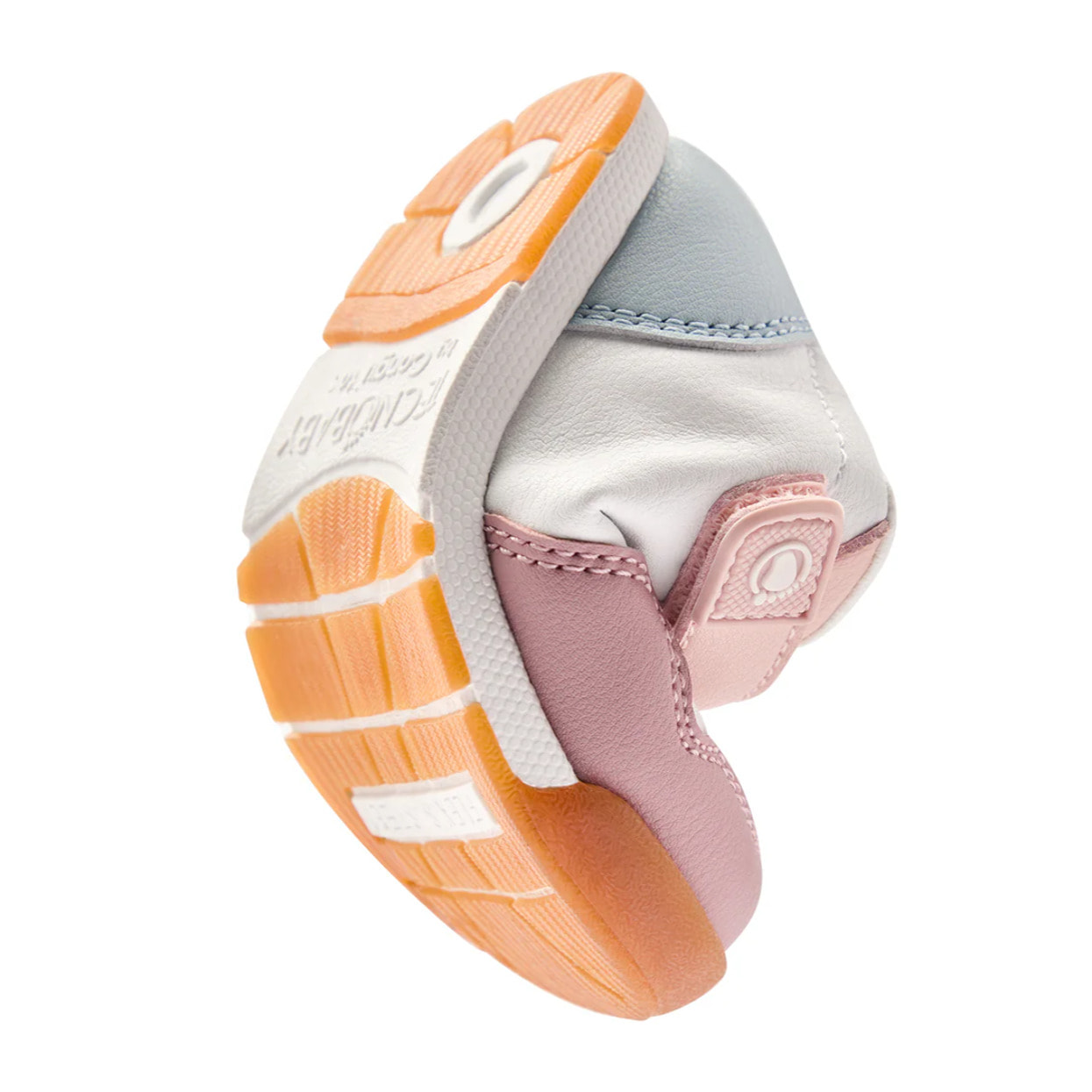 Zapatillas deportivas de bebés colección Tecnobaby diseño respetuoso