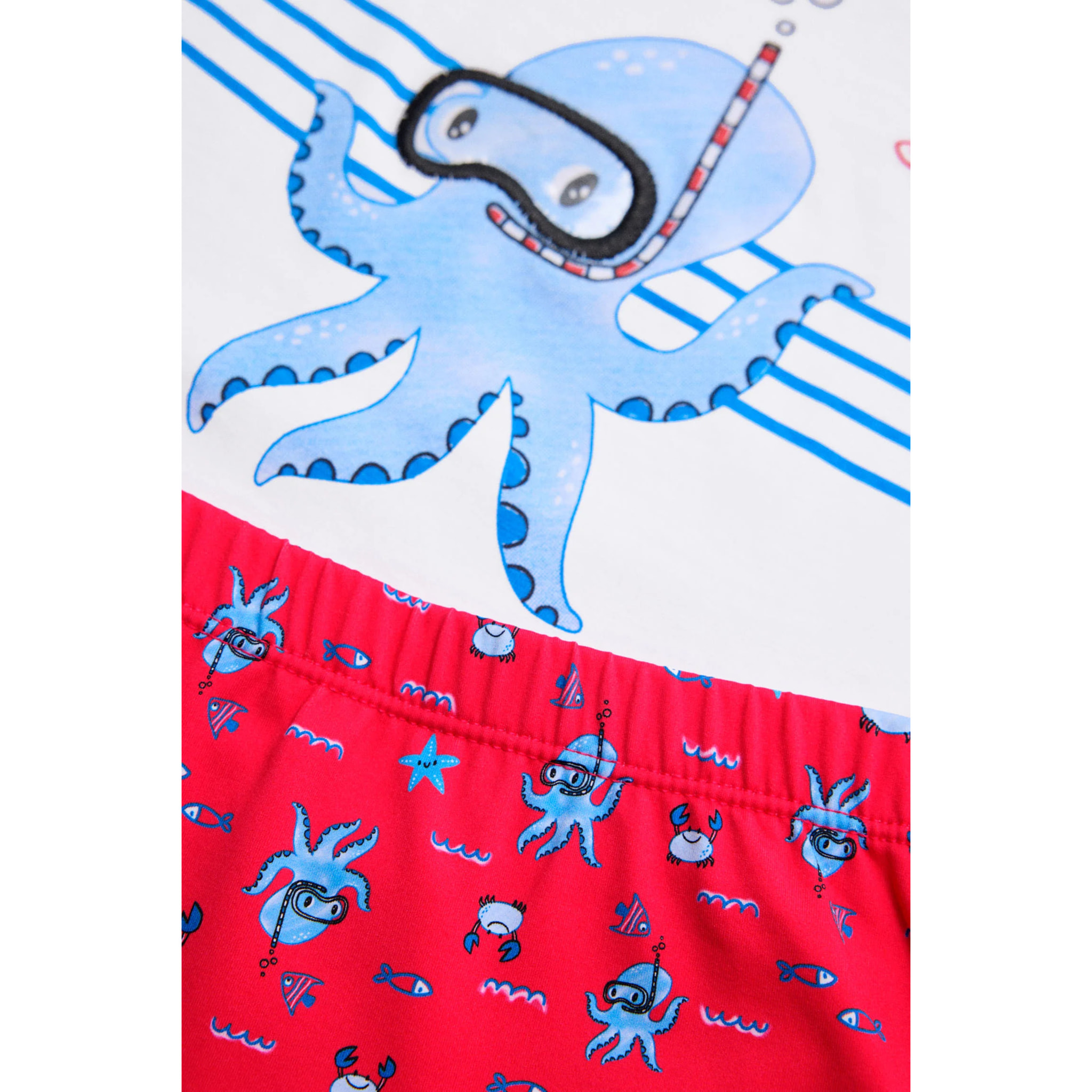 Set tessile con maglietta a maniche corte