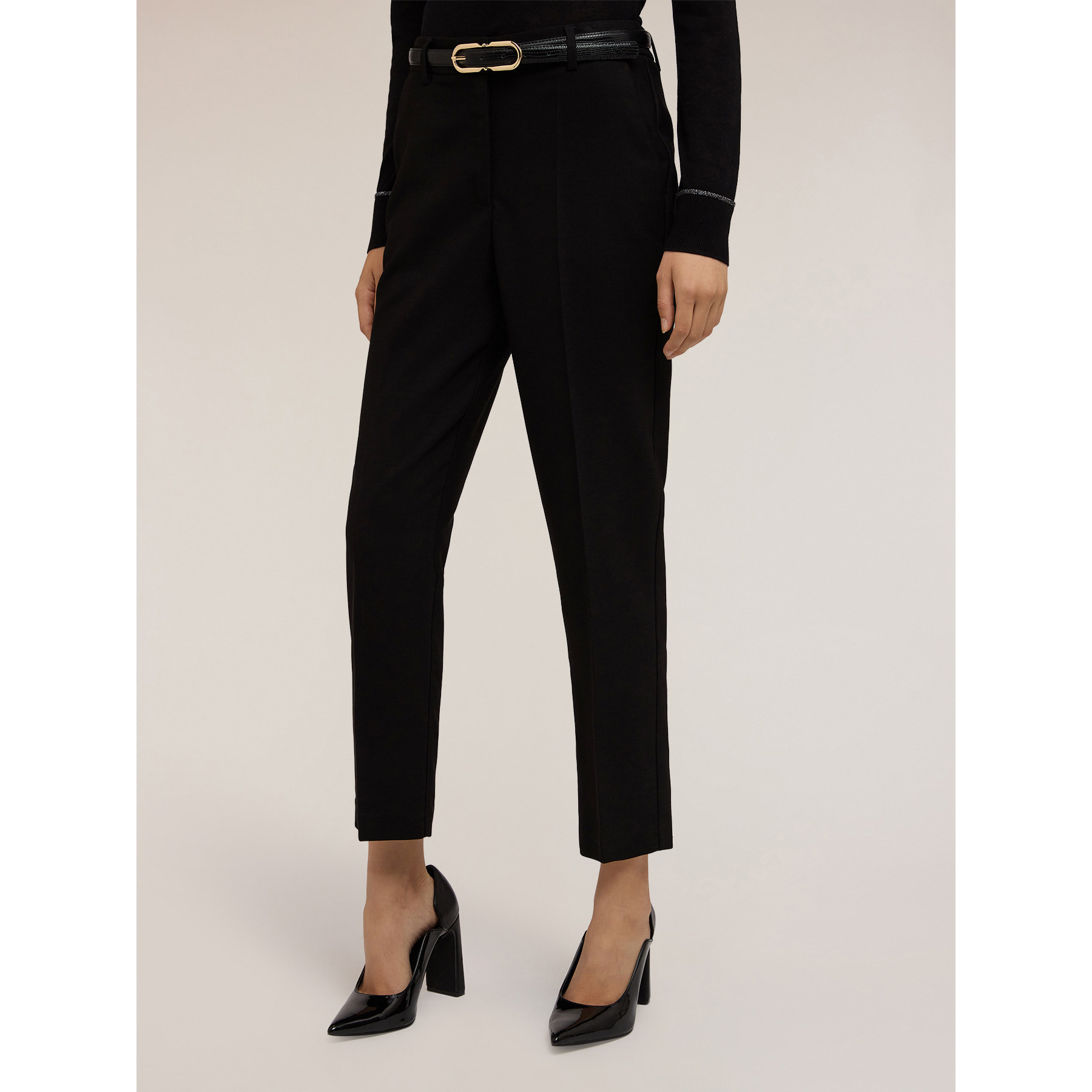 Motivi - Pantalones regular con pliegue planchado - Negro