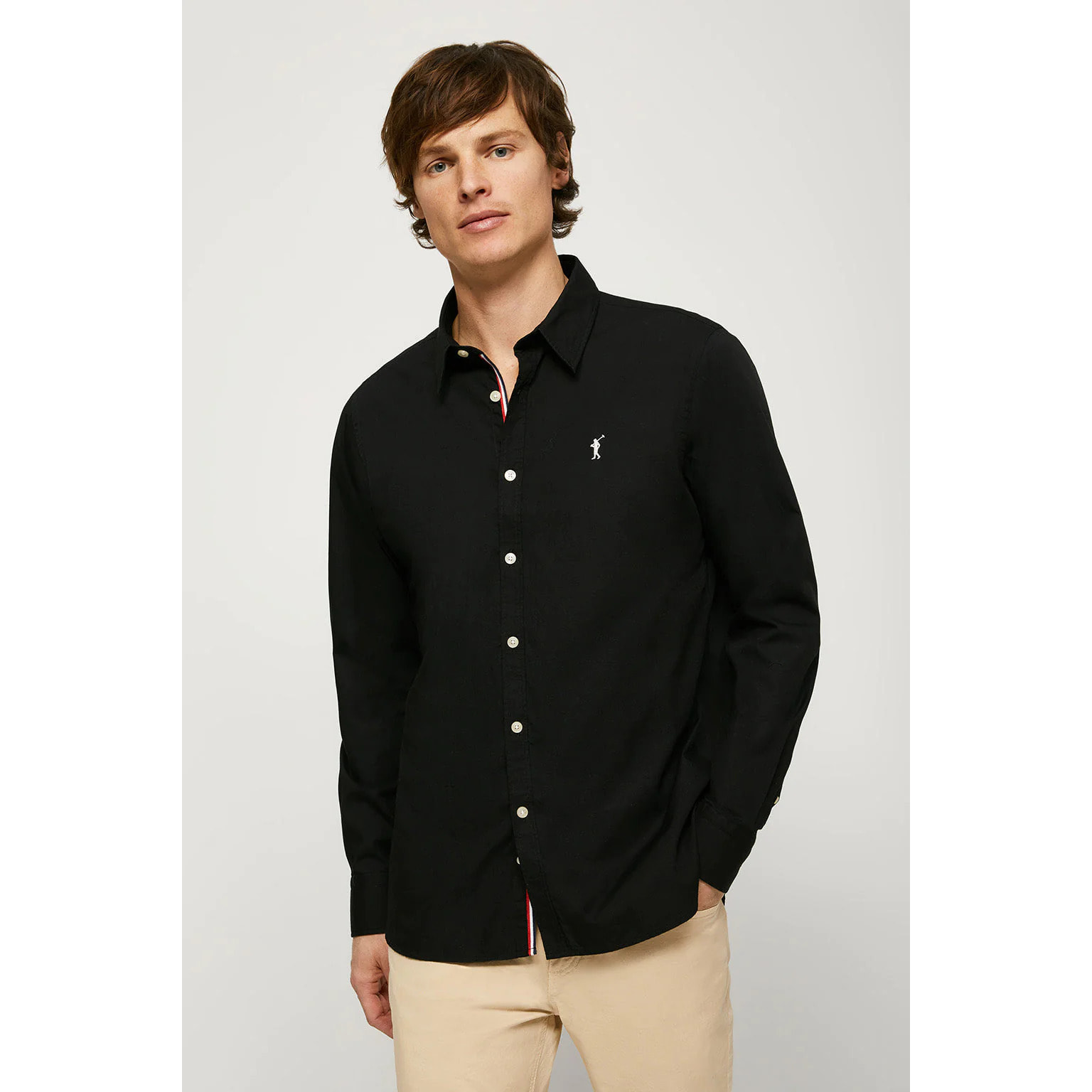 Camicia slim fit nera con logo ricamato