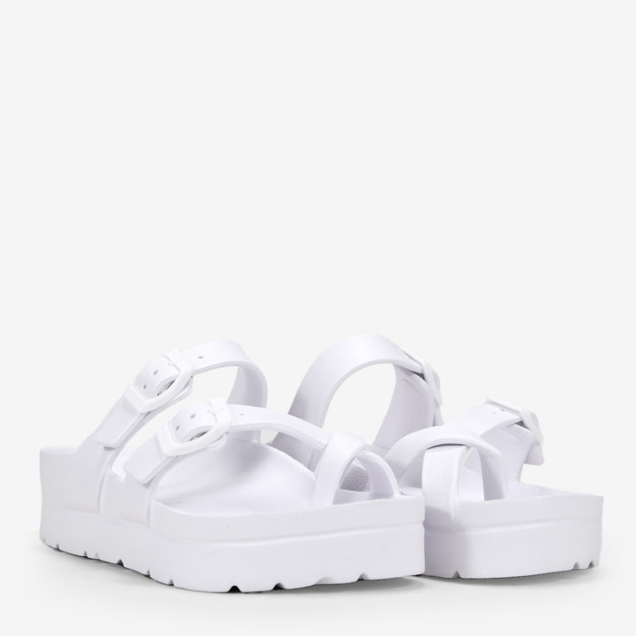 Sandalias blancas de goma con plataforma