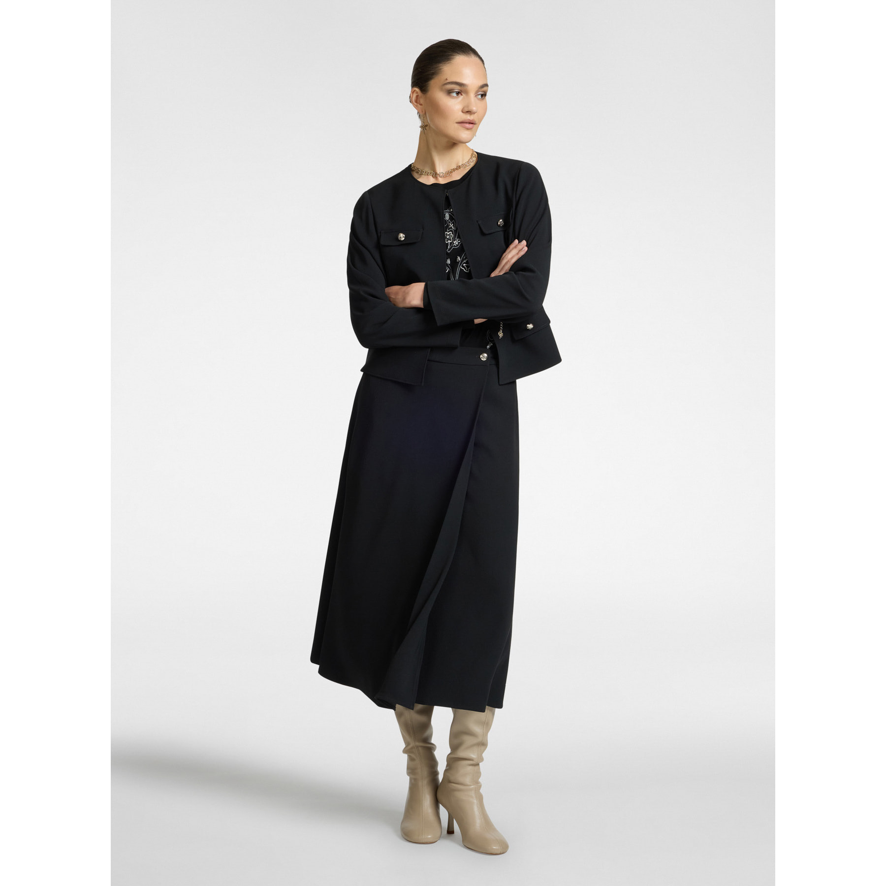 Elena Mirò - Chaqueta corta de cuello redondo - Negro