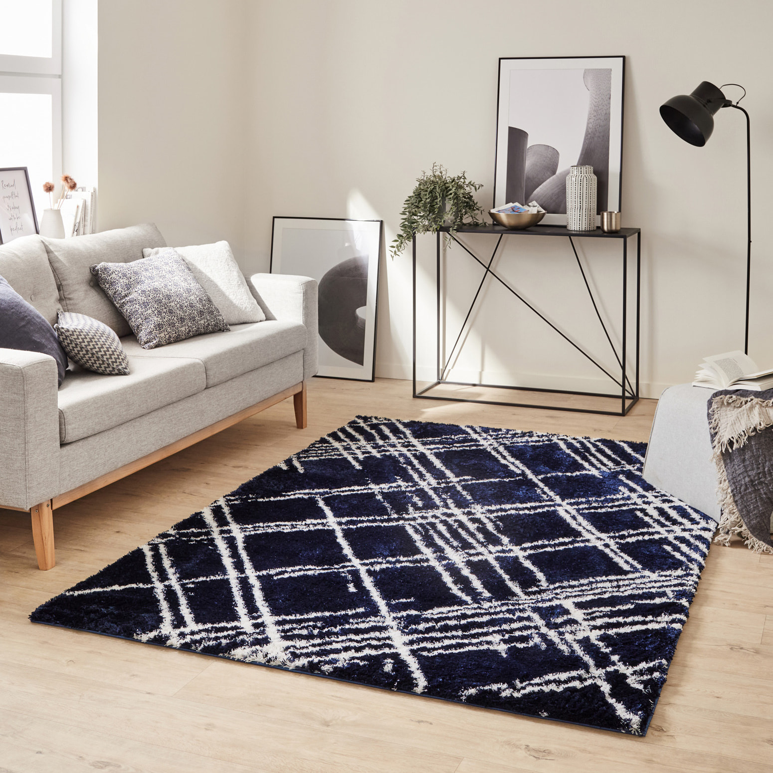 Oslo - tapis de salon moderne à poils longs avec motifs linéaires bleu