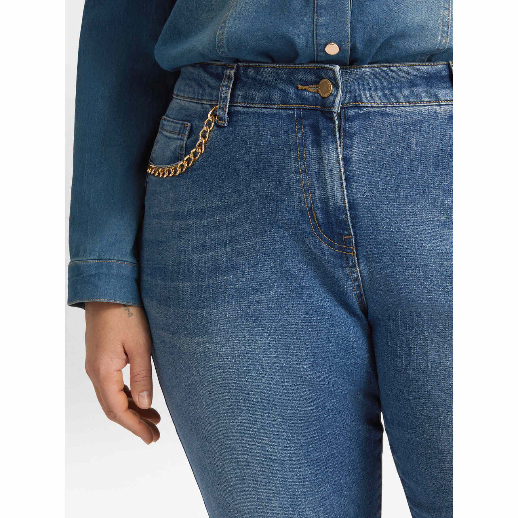 Fiorella Rubino - Jeans girl fit con catene - Blu