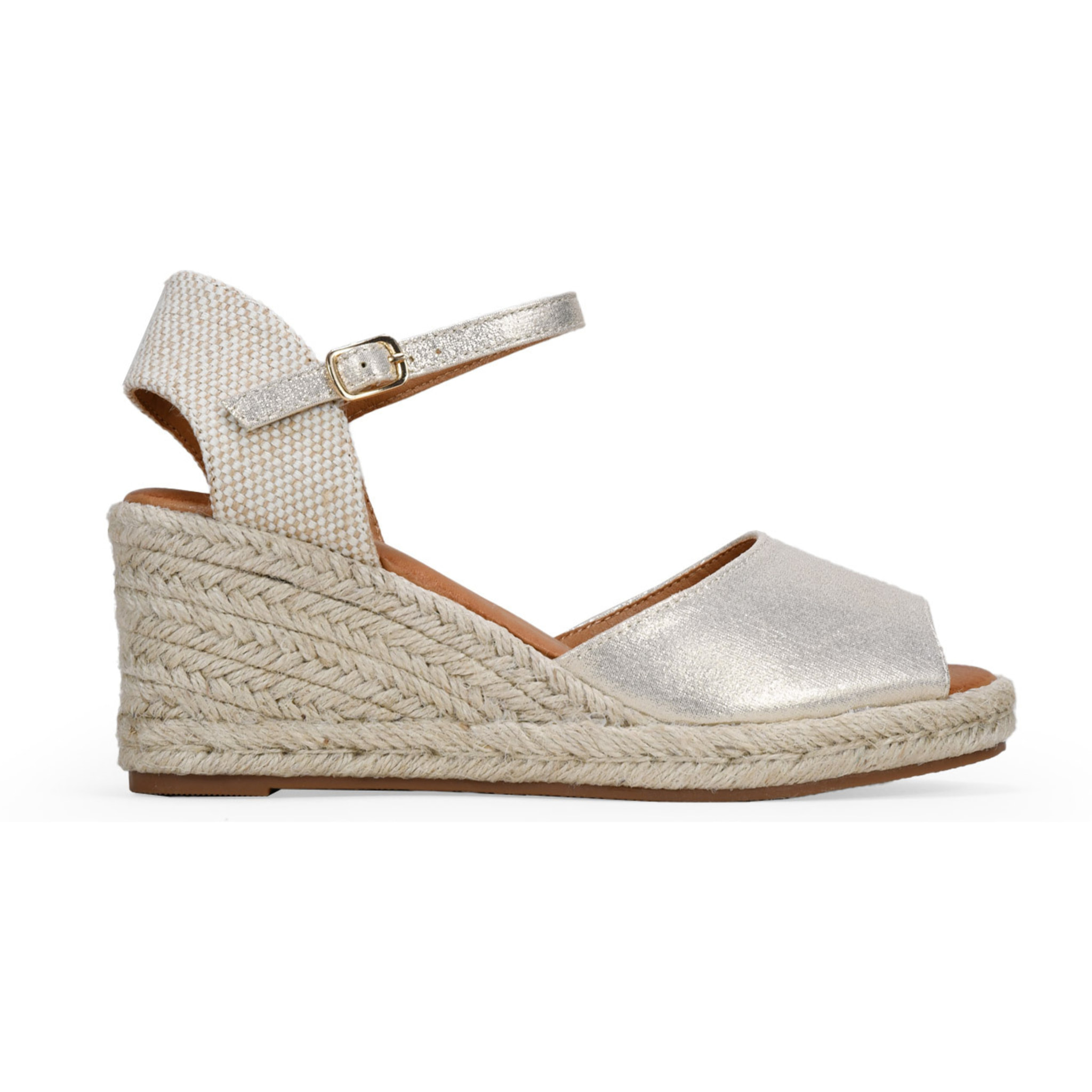 Sandalias doradas con cuña de esparto