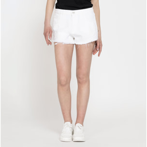 SHORT STRETCH, MODELLO 757. Vita regolare e gamba regolare.