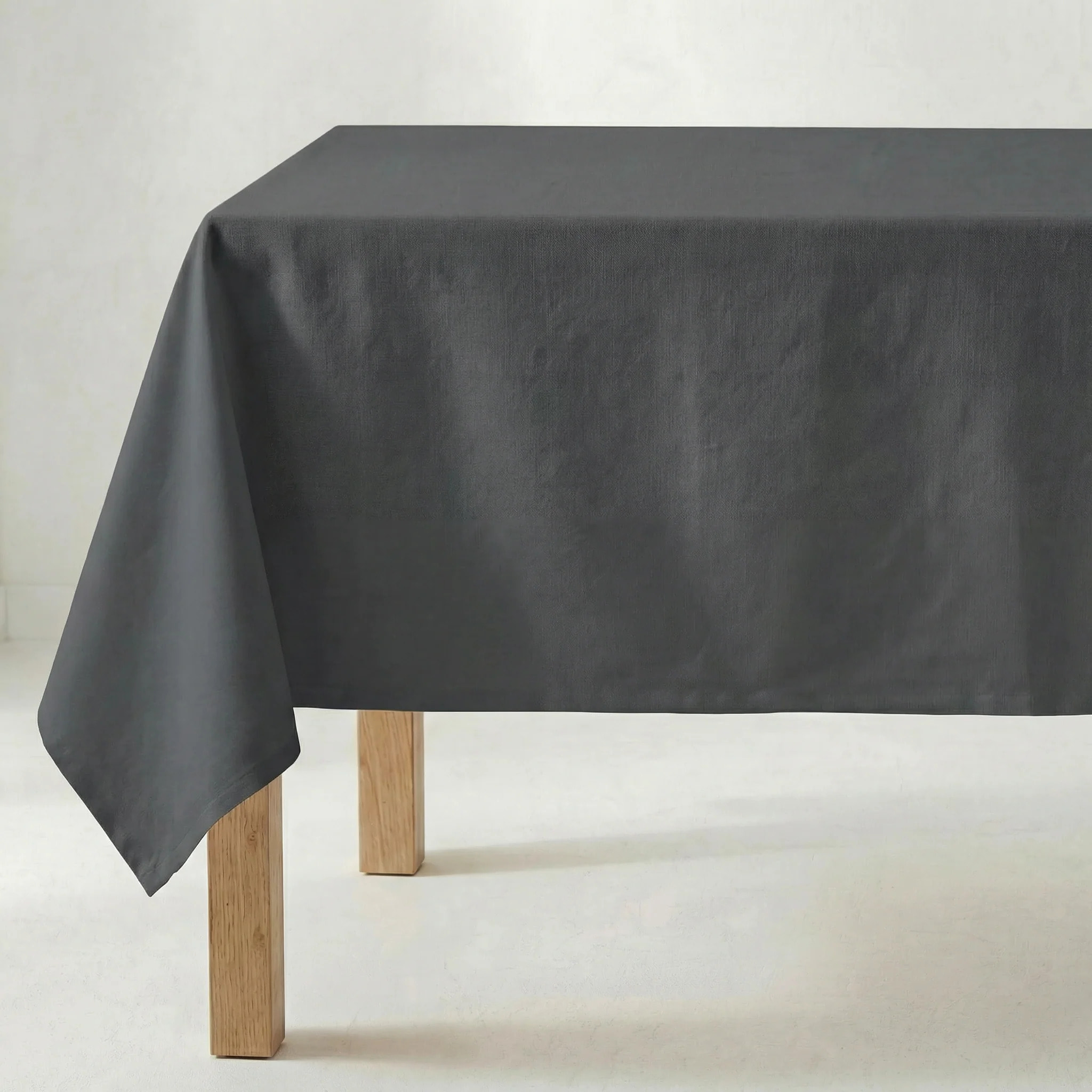 Nappe antitache au toucher tissu imperméable GREY NIGHT