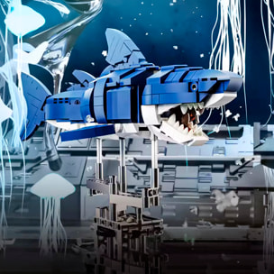 Maqueta 3D mecanizada de tiburón con 687 piezas, equipada con luces integradas y mecanismo de manivela que permite movimiento dinámico.