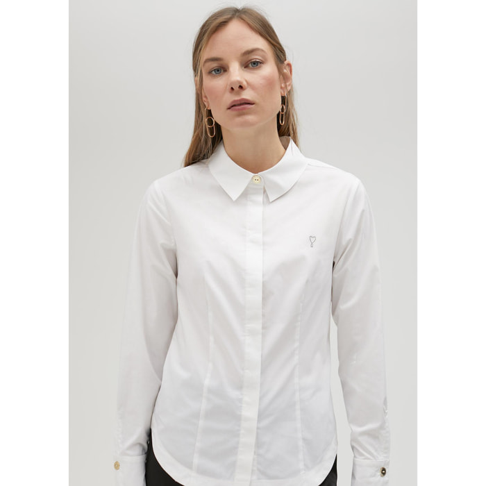 Camicia bianca attillata