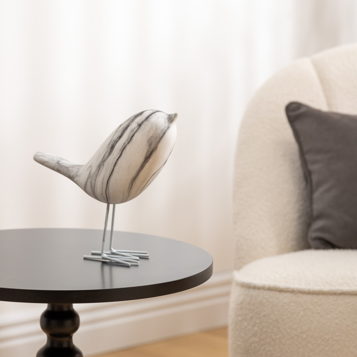 Statuette oiseau "Olen" blanc H19cm