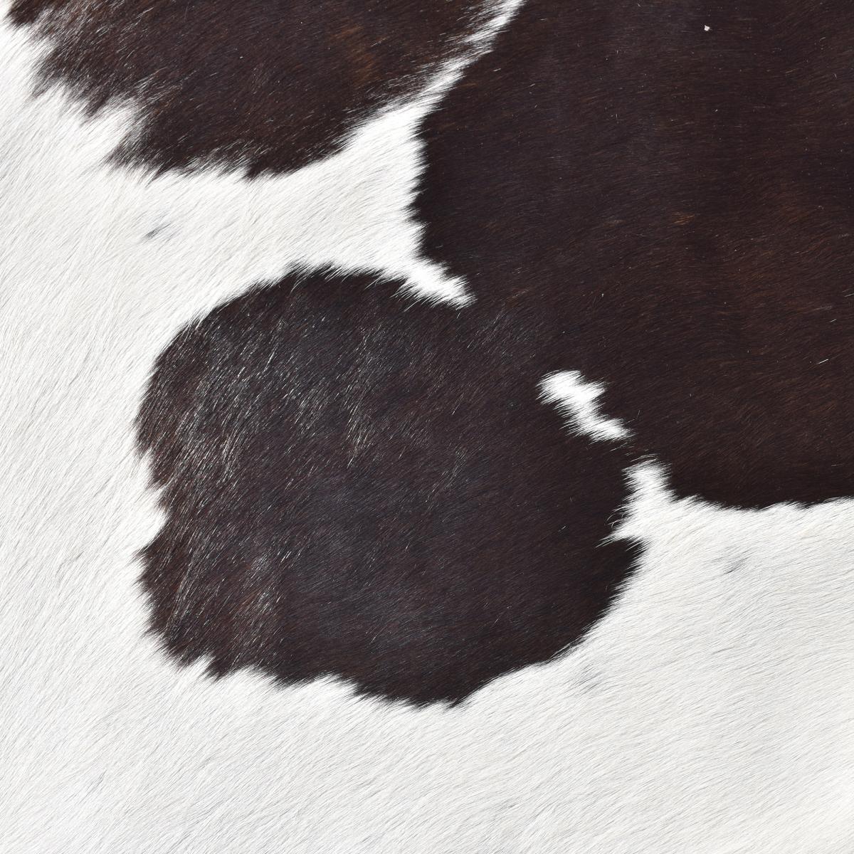 Tapis peau de vache kilm fait à la main JAMO