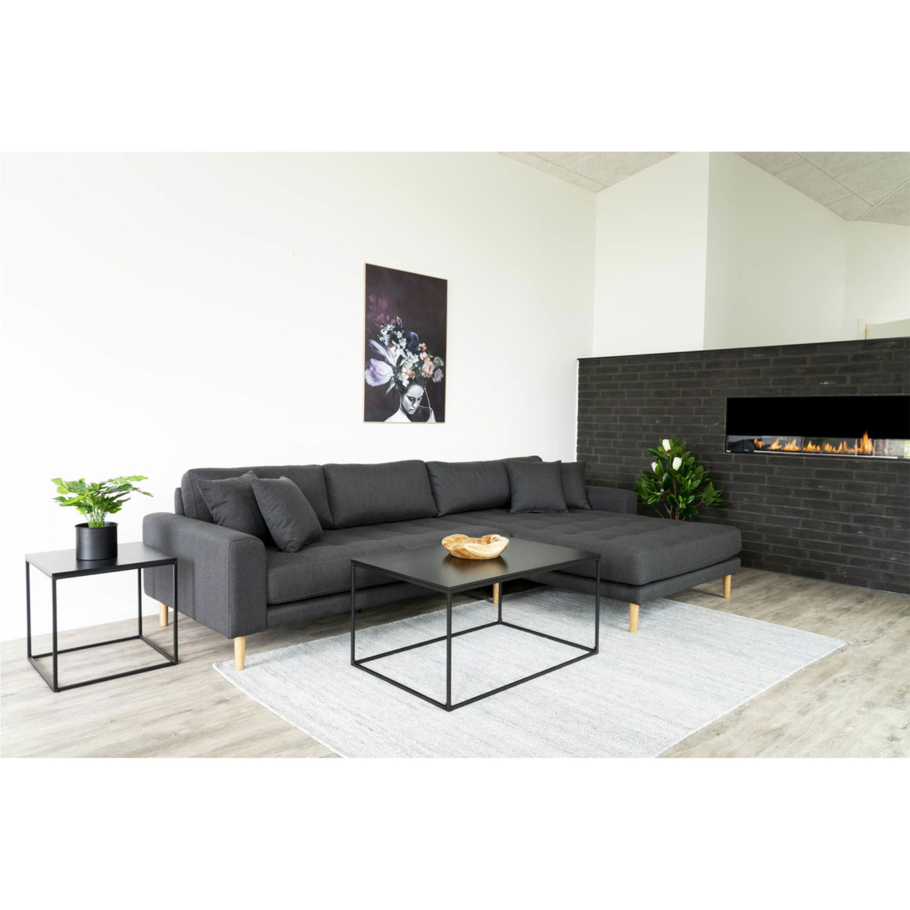 Tavolino da salotto Vita in nero con struttura in acciaio, 90×60×45 cm