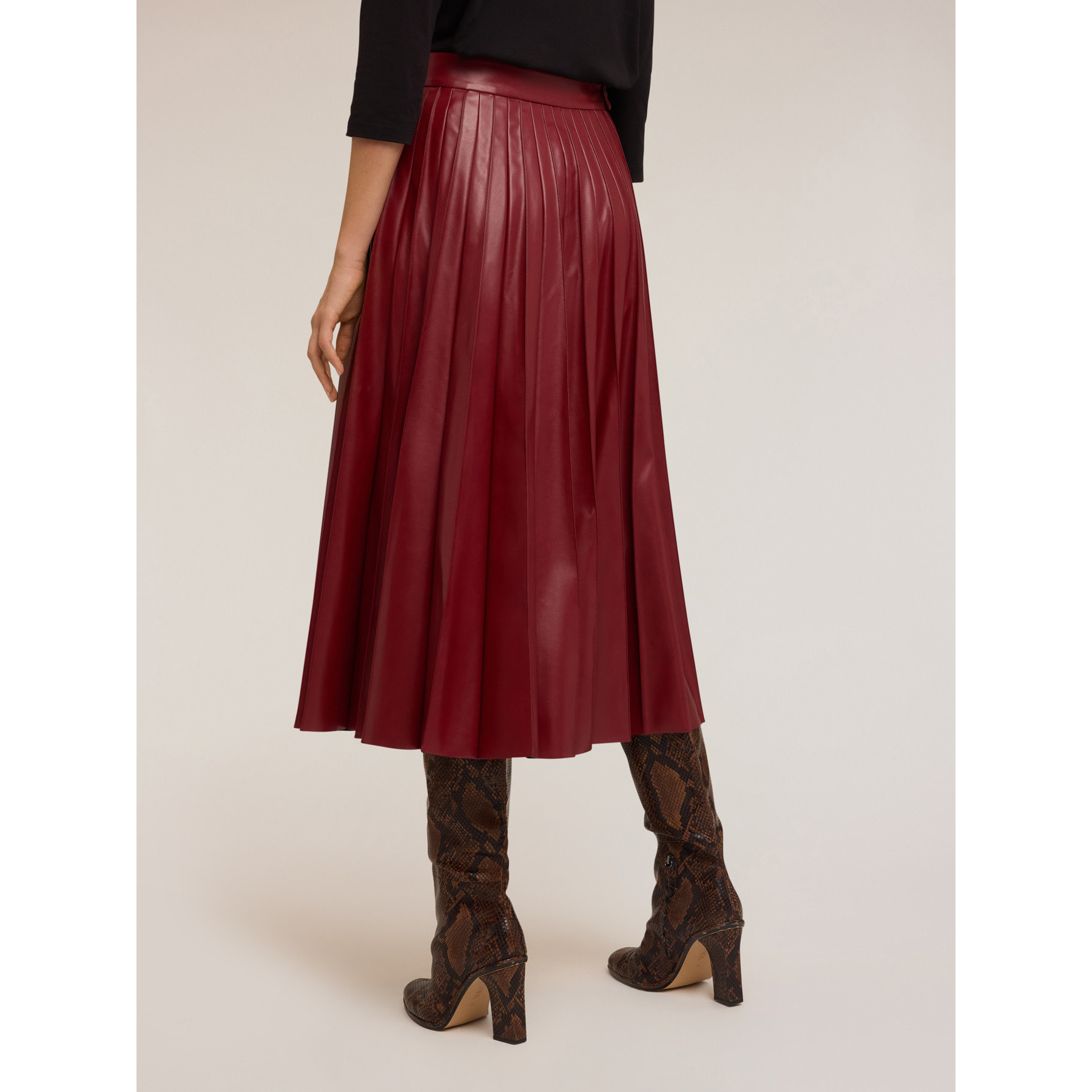 Motivi - Falda plisada de tela revestida - Burgundy