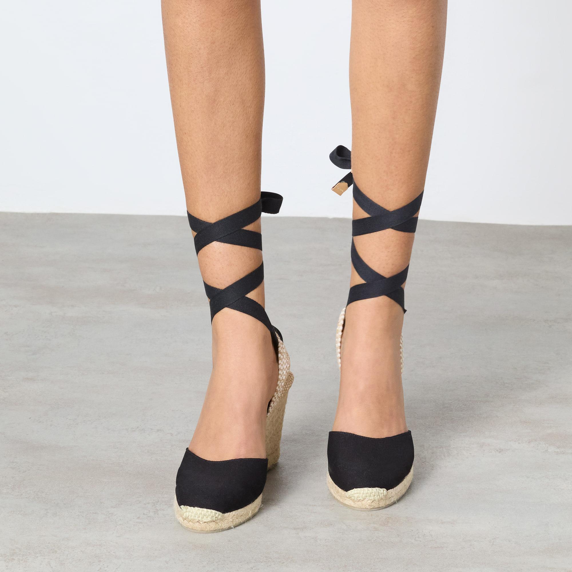 Alpargatas de cuña de mujer Carina en algodón orgánico, cierre mediante lazada