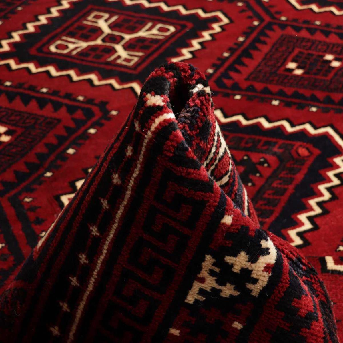 Tapis d'orient, motif oriental, noué main en laine, AVOP