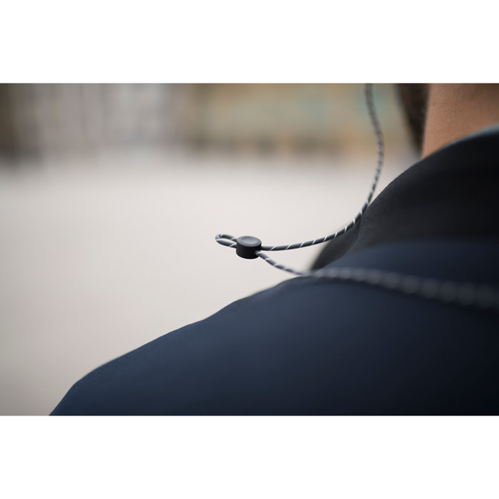 MAGNUSSEN M4 EARPHONES en color Negro