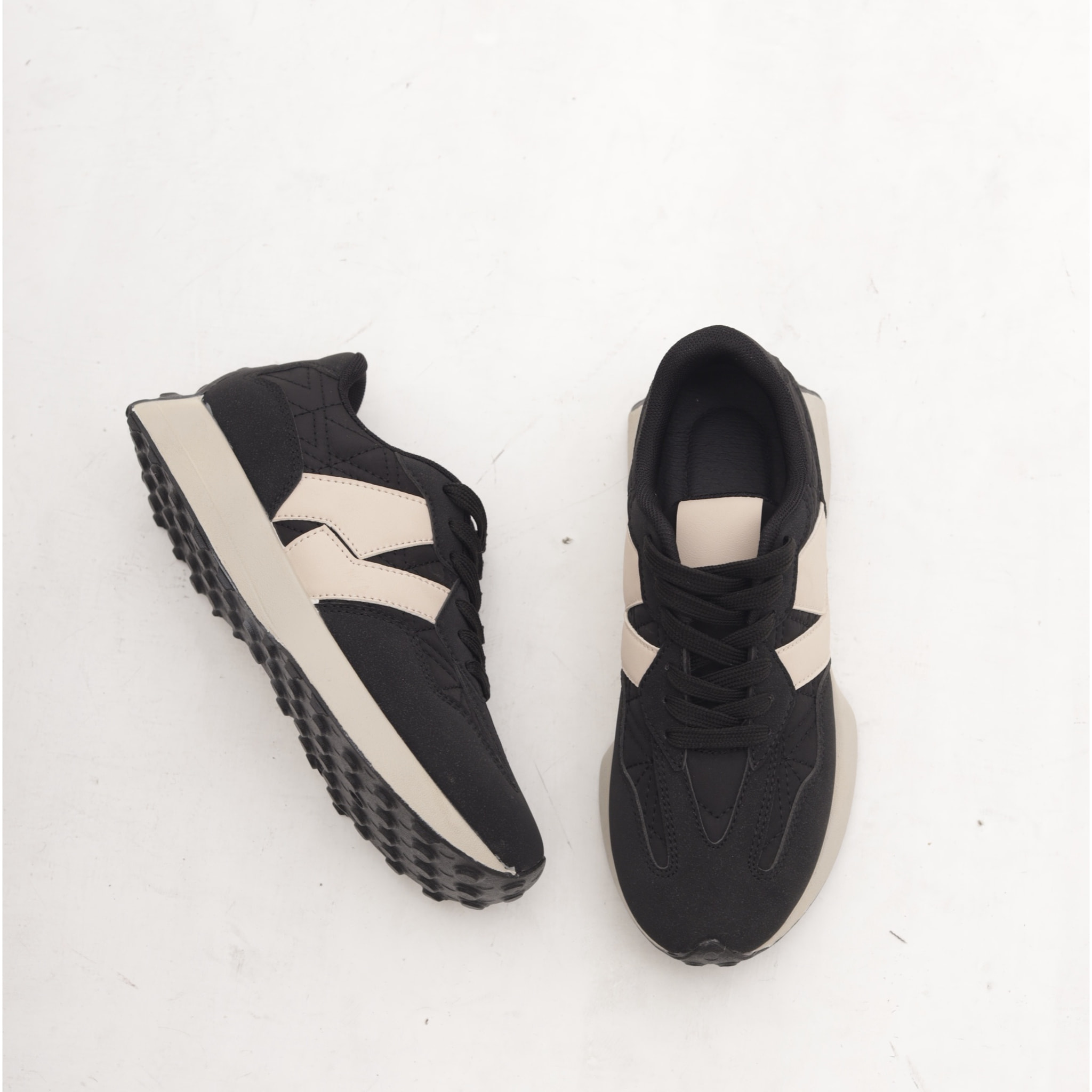 SNEAKERS RUNNING RETRO NERO