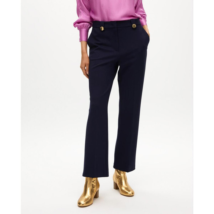 Pantaloni in maglia con bottoni