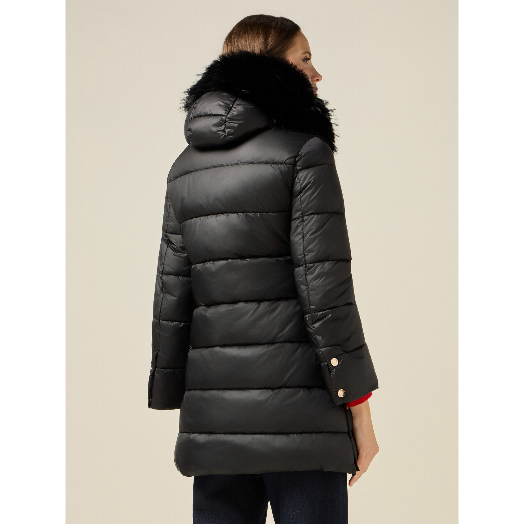 Oltre - Plumífero midi con capucha y borde peludo - Negro